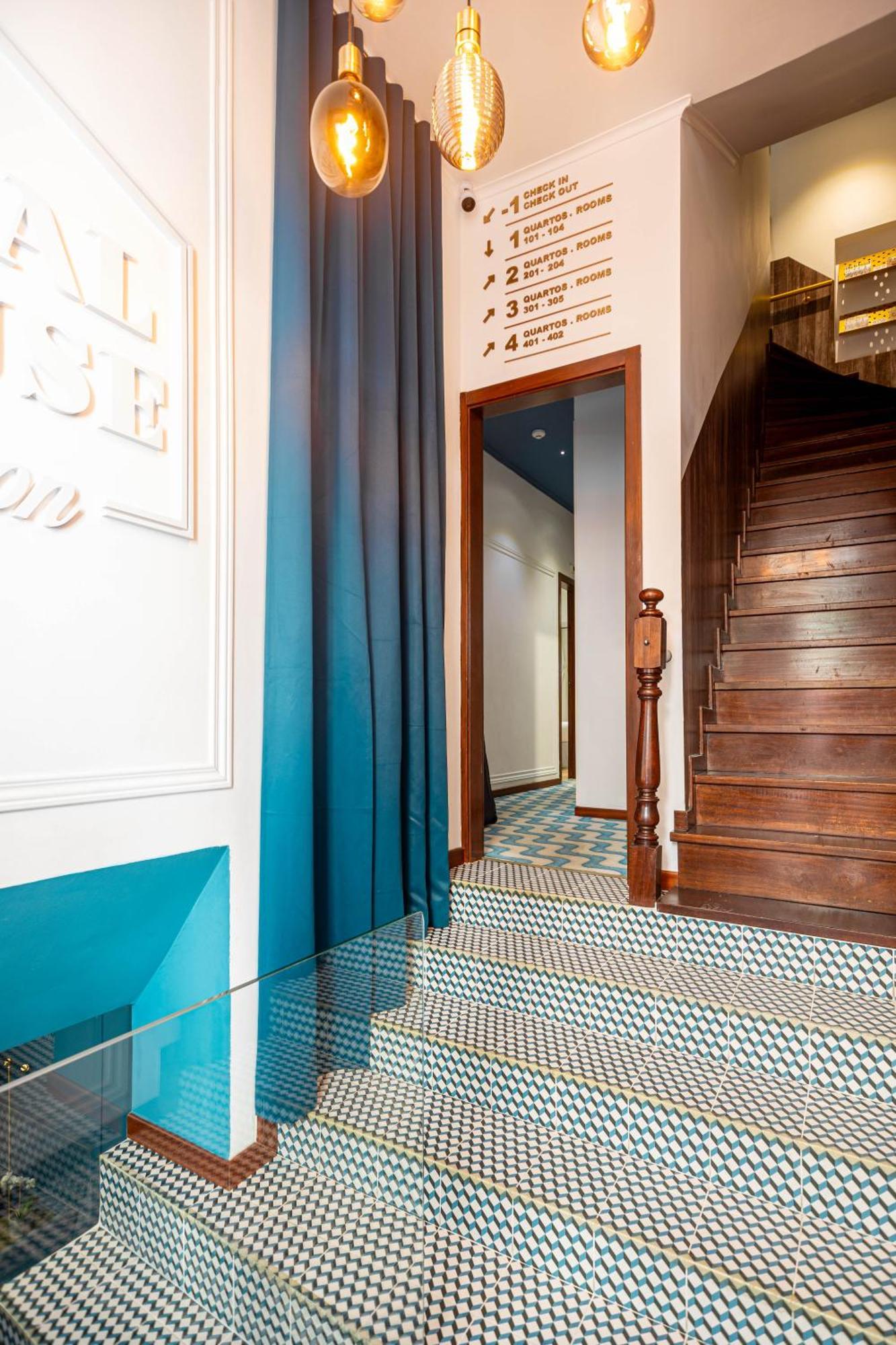Local House Lisbon Otel Dış mekan fotoğraf